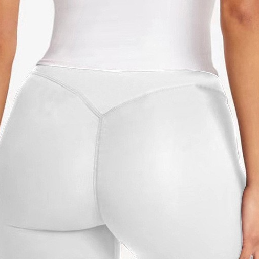Camiseta y pantalones de yoga