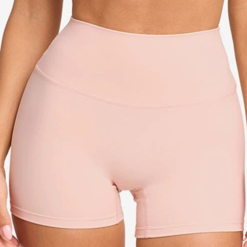 Camiseta y pantalones de yoga